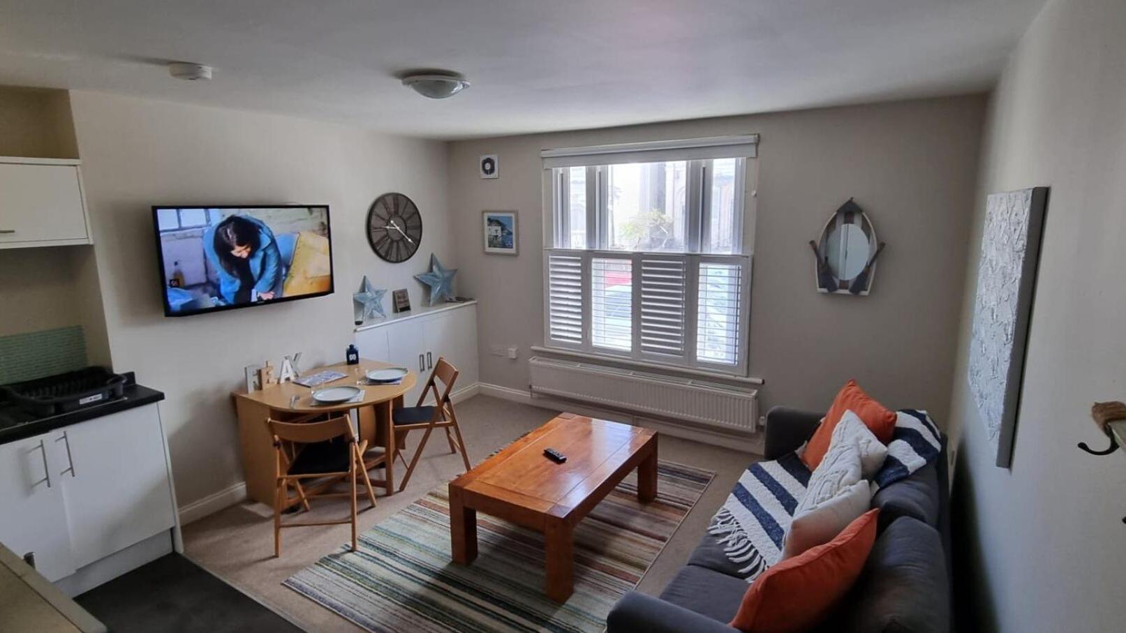 St Margaret'S Ground Floor And Lower Deck Apartment Ryde  Exteriér fotografie